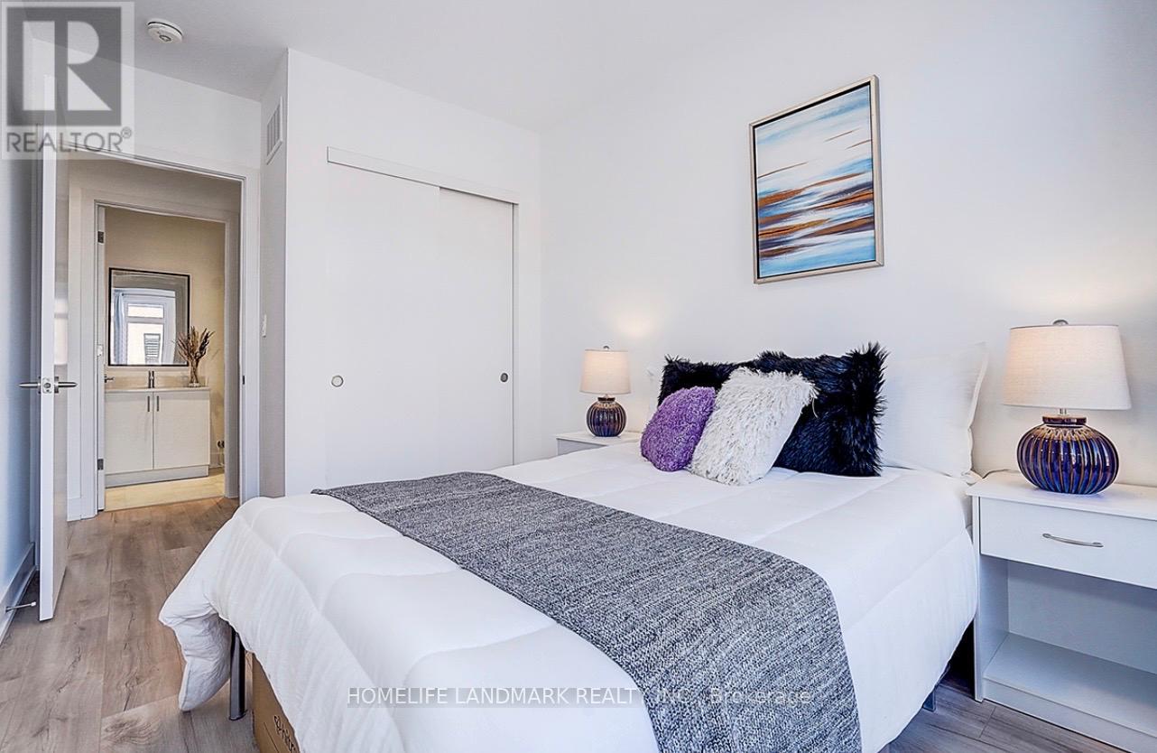 27 Chestnut Court, Aurora, Ontario  L4G 4A4 - Photo 37 - N12983030