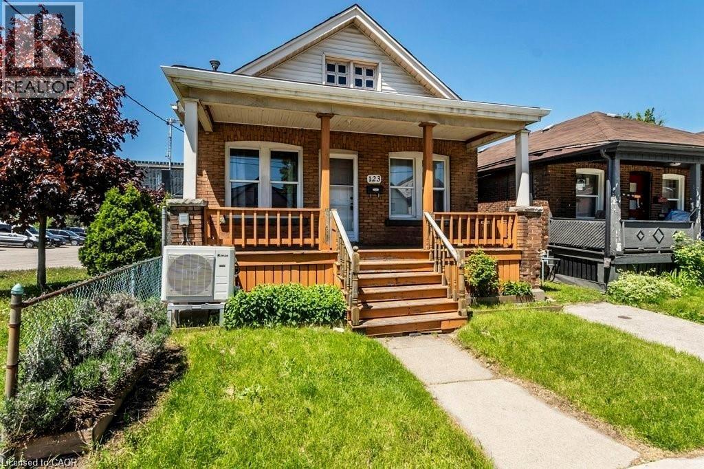 123 Gage Avenue N, Hamilton, Ontario  L8L 6Z8 - Photo 2 - 40818972