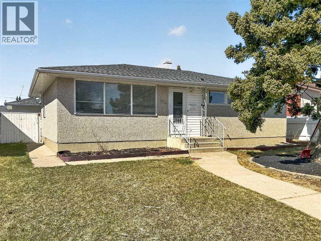 1134 Lakeway Boulevard S, Lethbridge, Alberta  T1K 3E7 - Photo 1 - A2300942