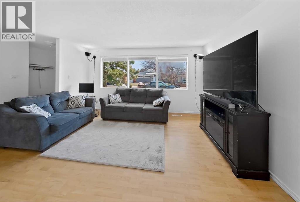 1134 Lakeway Boulevard S, Lethbridge, Alberta  T1K 3E7 - Photo 5 - A2300942