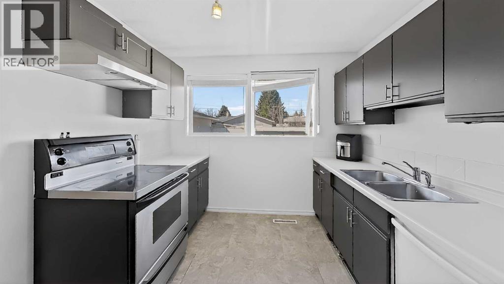 1134 Lakeway Boulevard S, Lethbridge, Alberta  T1K 3E7 - Photo 9 - A2300942