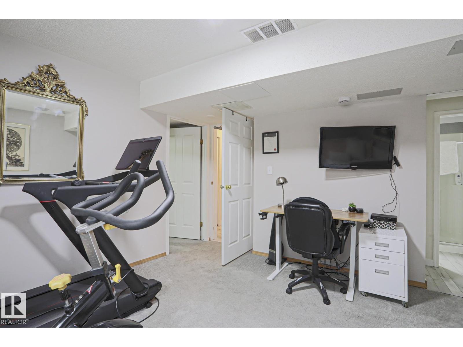 9319 92 St Nw, Edmonton, Alberta  T6C 3R7 - Photo 34 - E4481714