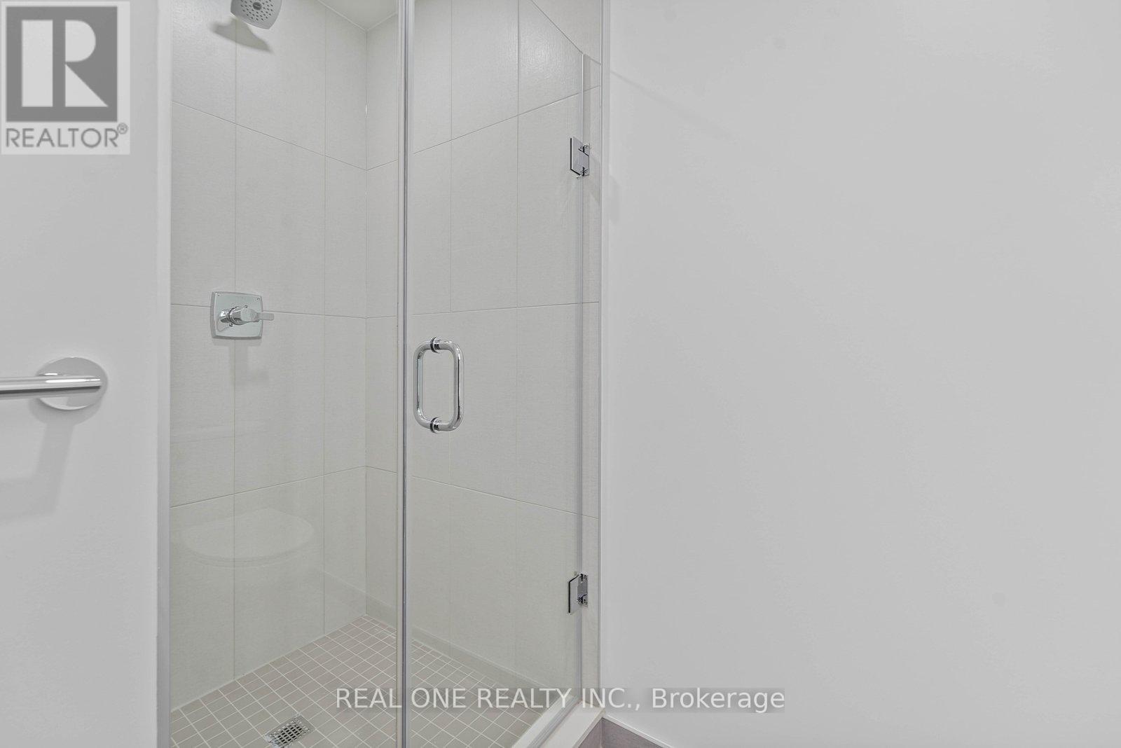 1602 - 60 Central Park Roadway, Toronto, Ontario  M9A 0E6 - Photo 22 - W12954890