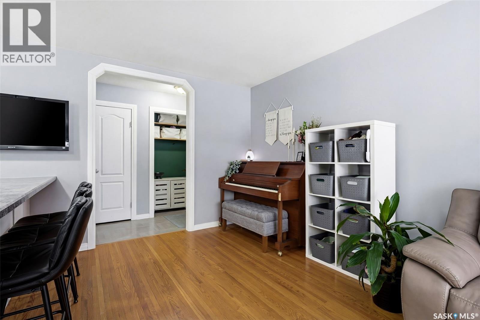 108 Matheson Crescent, Regina, Saskatchewan  S4R 5C4 - Photo 7 - SK032581