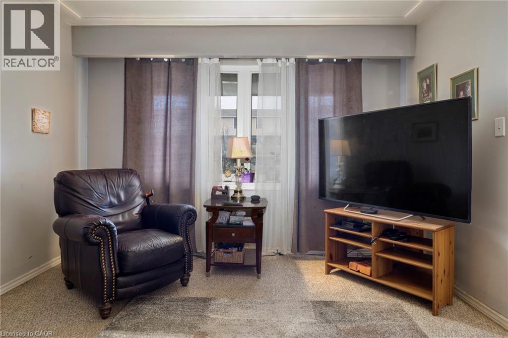 44 Breckenridge Drive, Kitchener, Ontario  N2B 2N9 - Photo 10 - 40816538