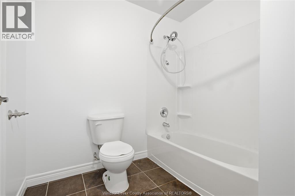 1446 Heritage Garden Crescent, Lakeshore, Ontario - Photo 29 - 26007810