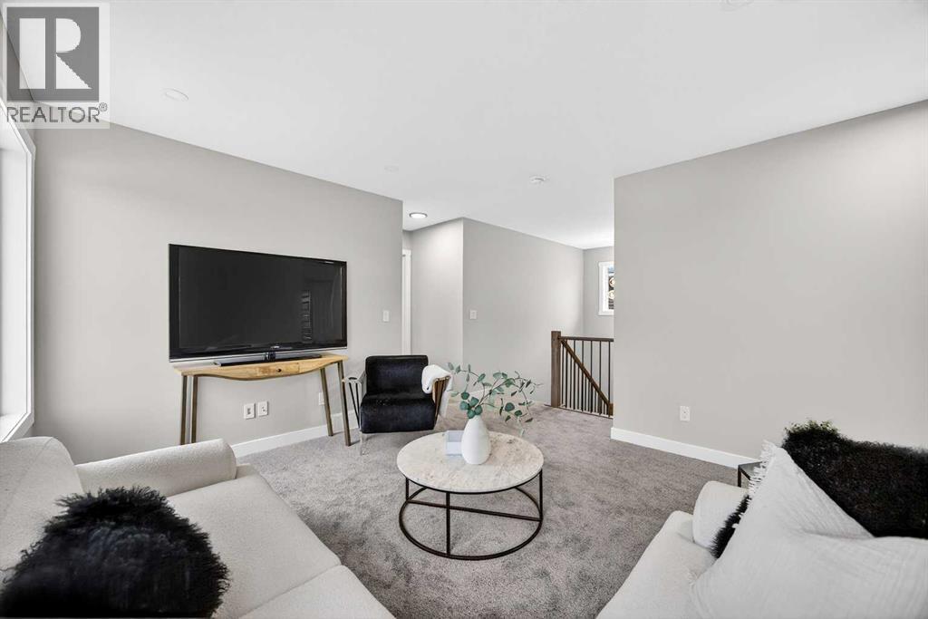 218 Bayview Park SW, Airdrie, Alberta  T4B 3B1 - Photo 22 - A2298006