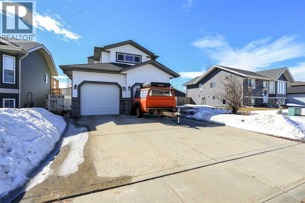 98 Pine Crescent, Blackfalds, Alberta  T4M 0E2 - Photo 2 - A2294933
