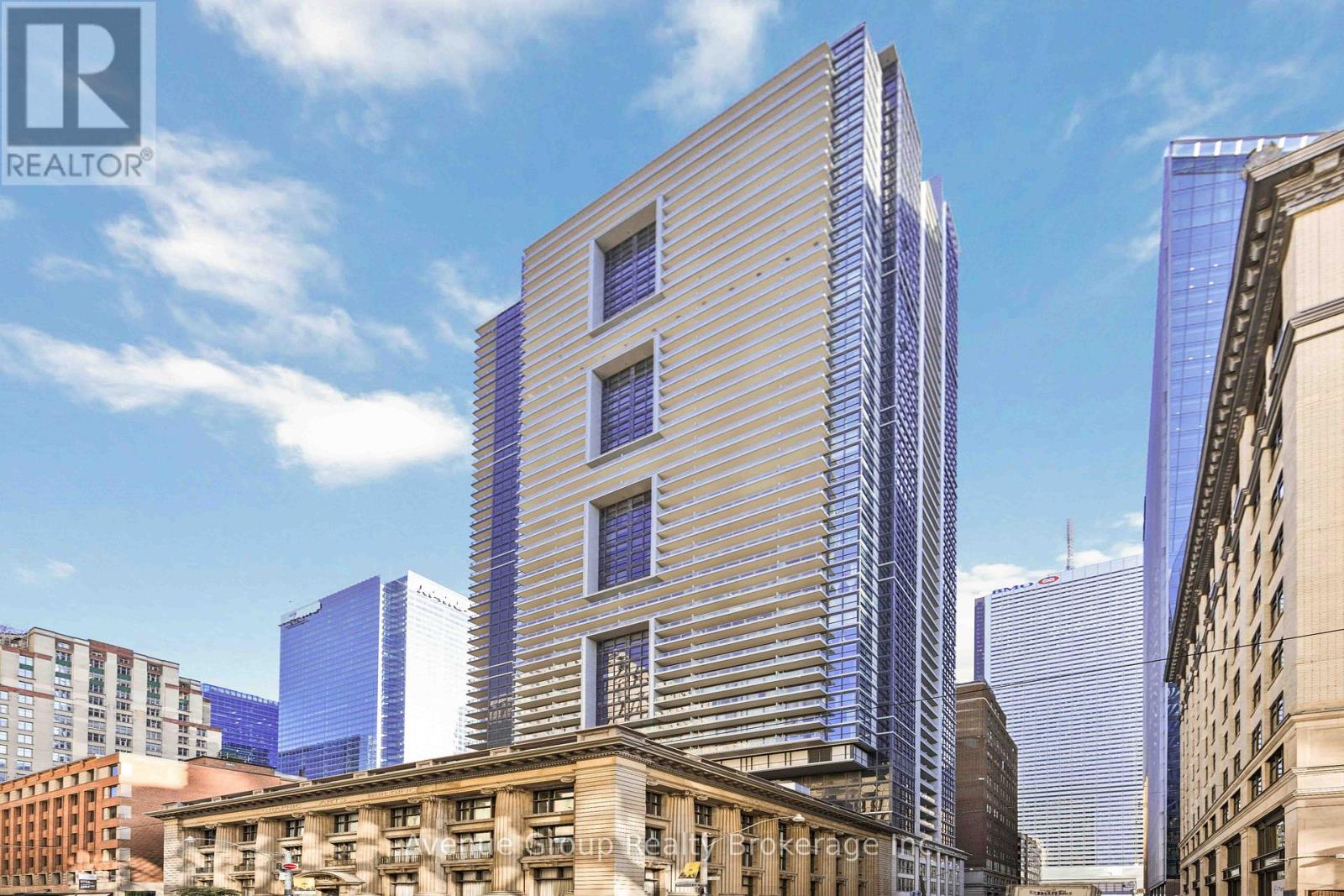 827 - 2020 Bathurst Street, Toronto, Ontario  M5P 0A6 - Photo 3 - C12986136