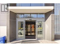 827 - 2020 BATHURST STREET, Toronto, Ontario