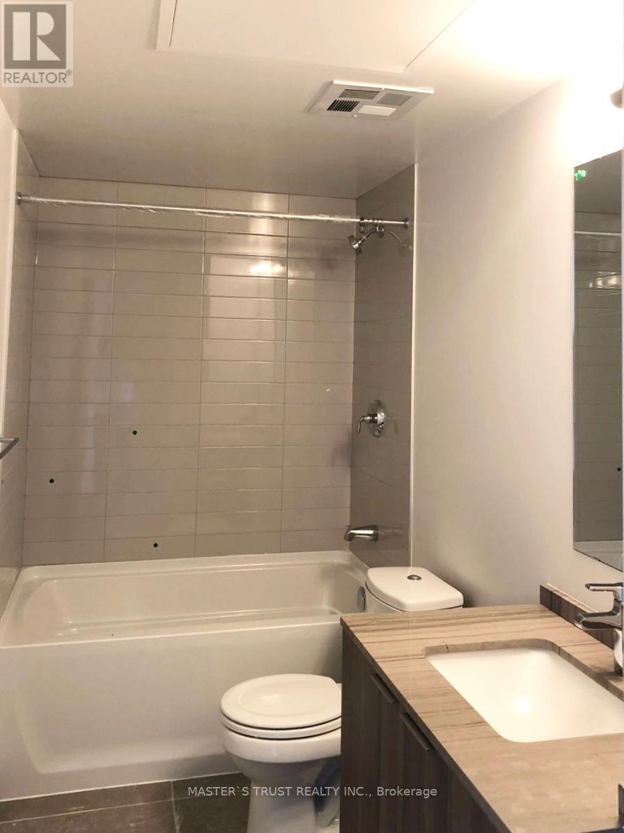 2807 - 11 Wellesley Street W, Toronto, Ontario  M4Y 0G4 - Photo 4 - C12986150