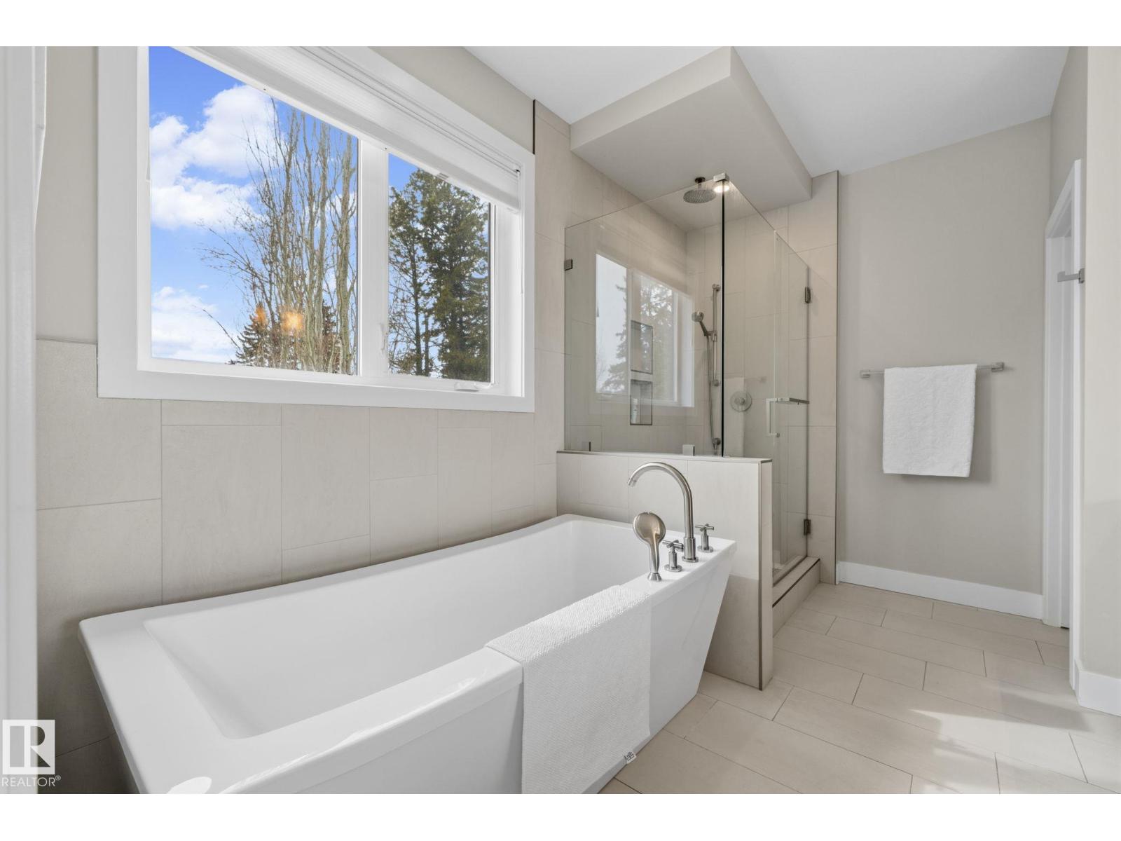 13911 Buena Vista Rd Nw, Edmonton, Alberta  T5R 5R9 - Photo 44 - E4481827