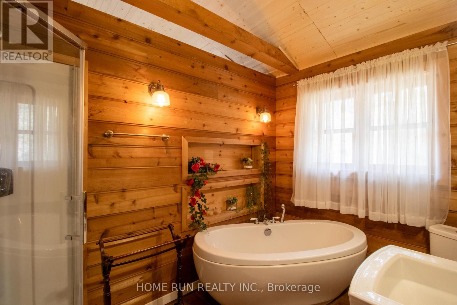 2335 Calabogie Road, Greater Madawaska, Ontario  K0J 1G0 - Photo 10 - X12986134