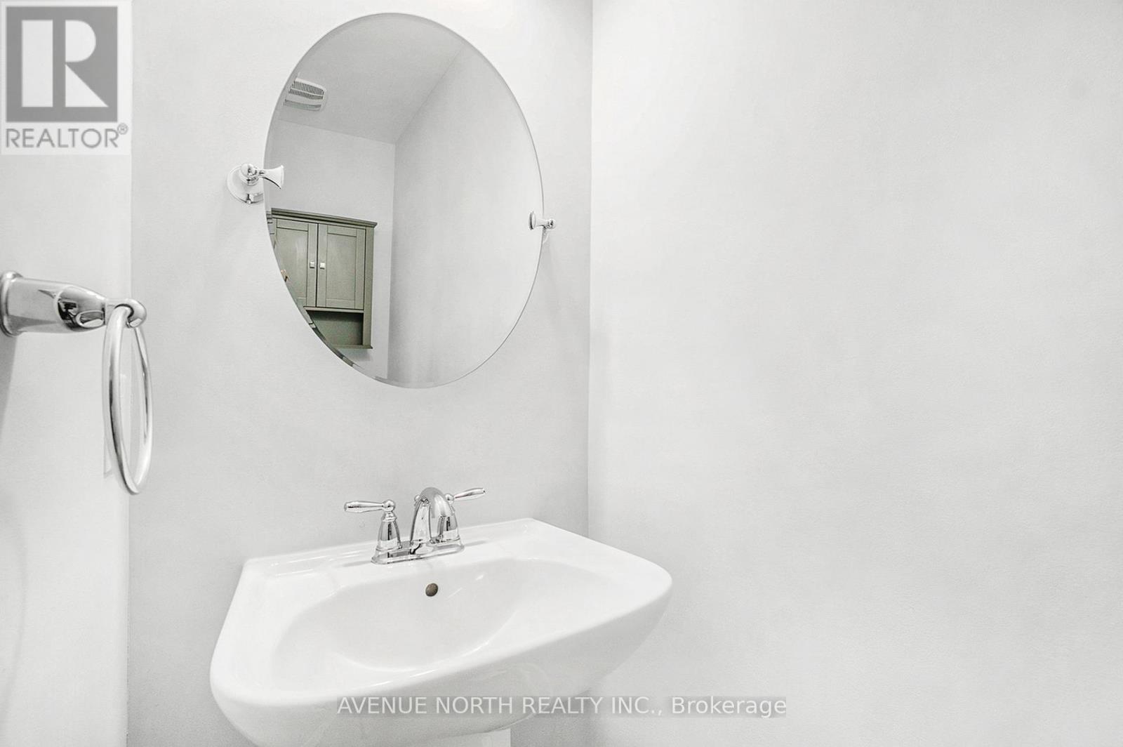 149 Mandalay Street, Ottawa, Ontario  K4A 1A6 - Photo 13 - X12986144