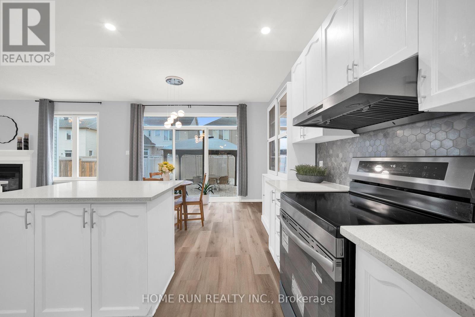 10 Pavona Street, Ottawa, Ontario  K2G 6T2 - Photo 19 - X12986146