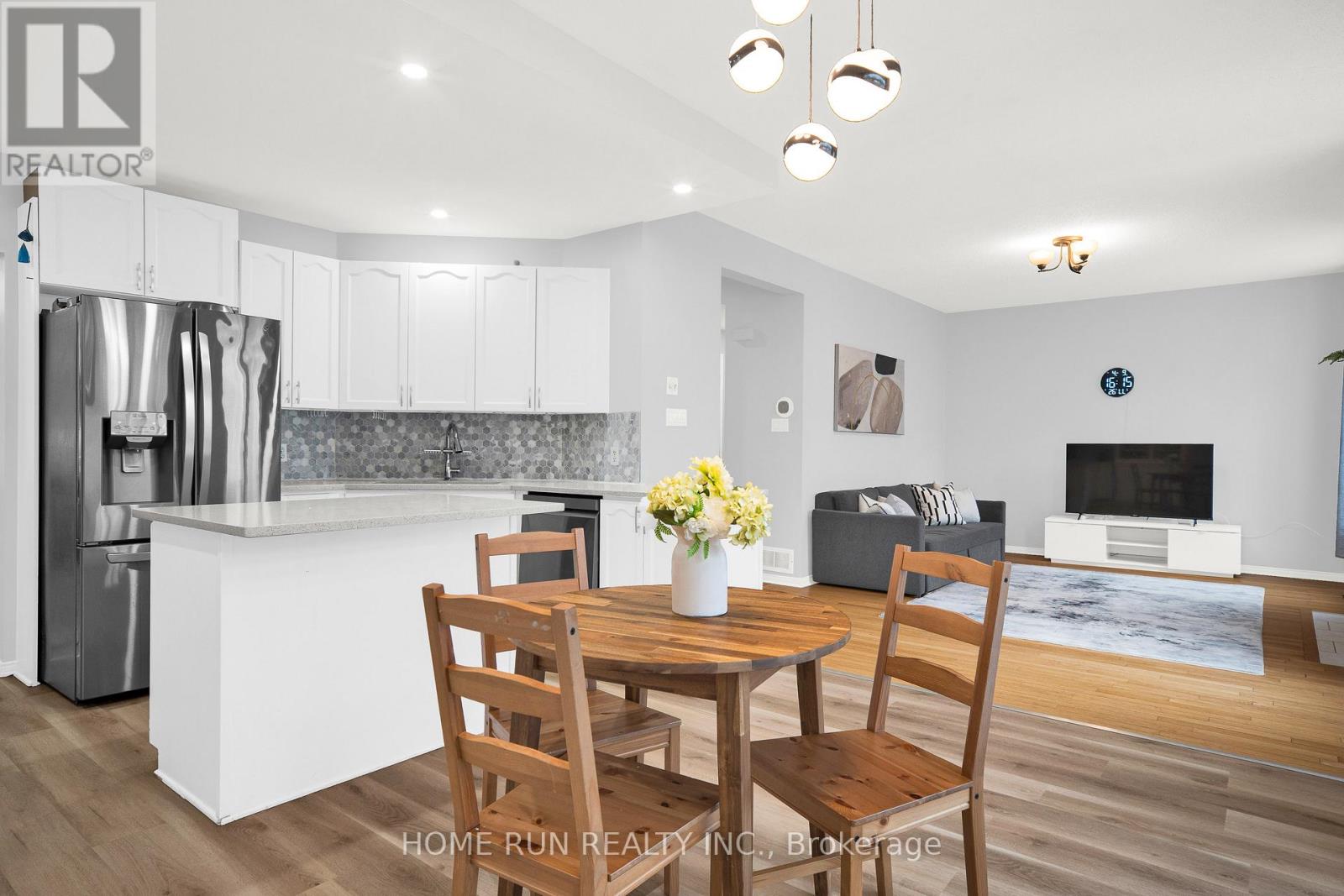 10 Pavona Street, Ottawa, Ontario  K2G 6T2 - Photo 20 - X12986146