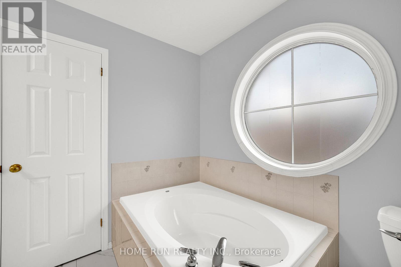 10 Pavona Street, Ottawa, Ontario  K2G 6T2 - Photo 29 - X12986146