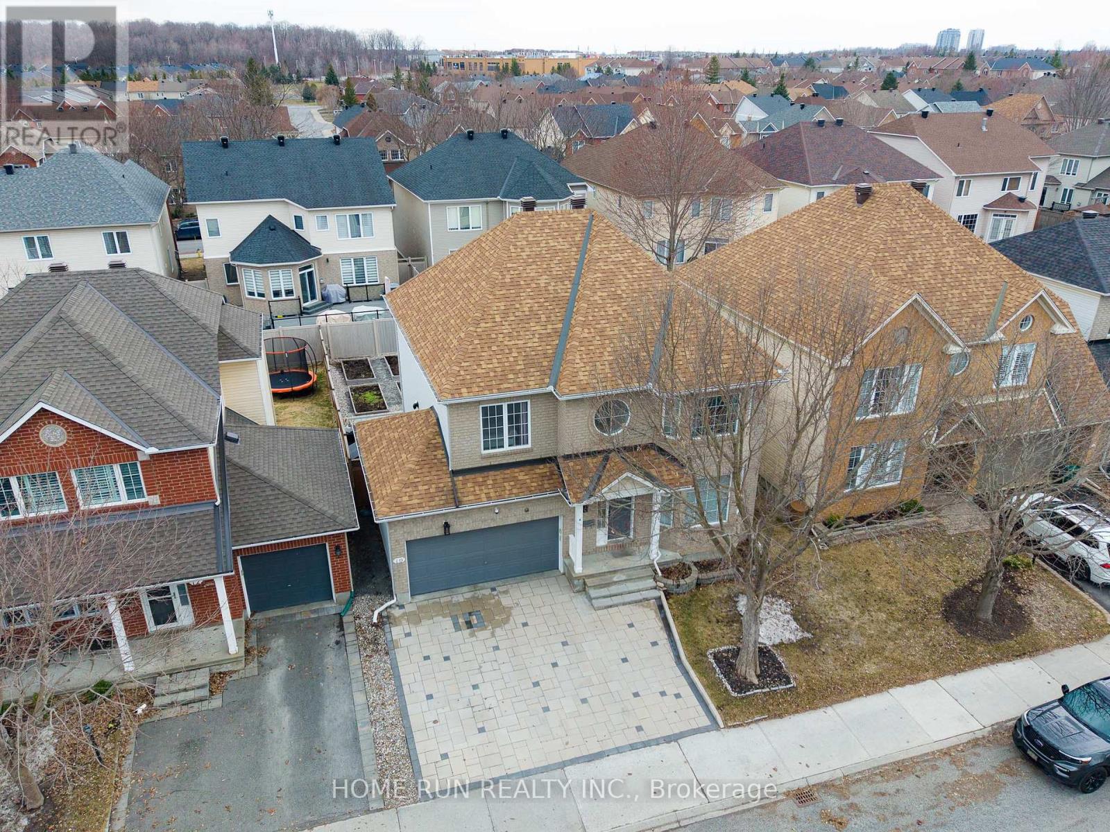 10 Pavona Street, Ottawa, Ontario  K2G 6T2 - Photo 46 - X12986146