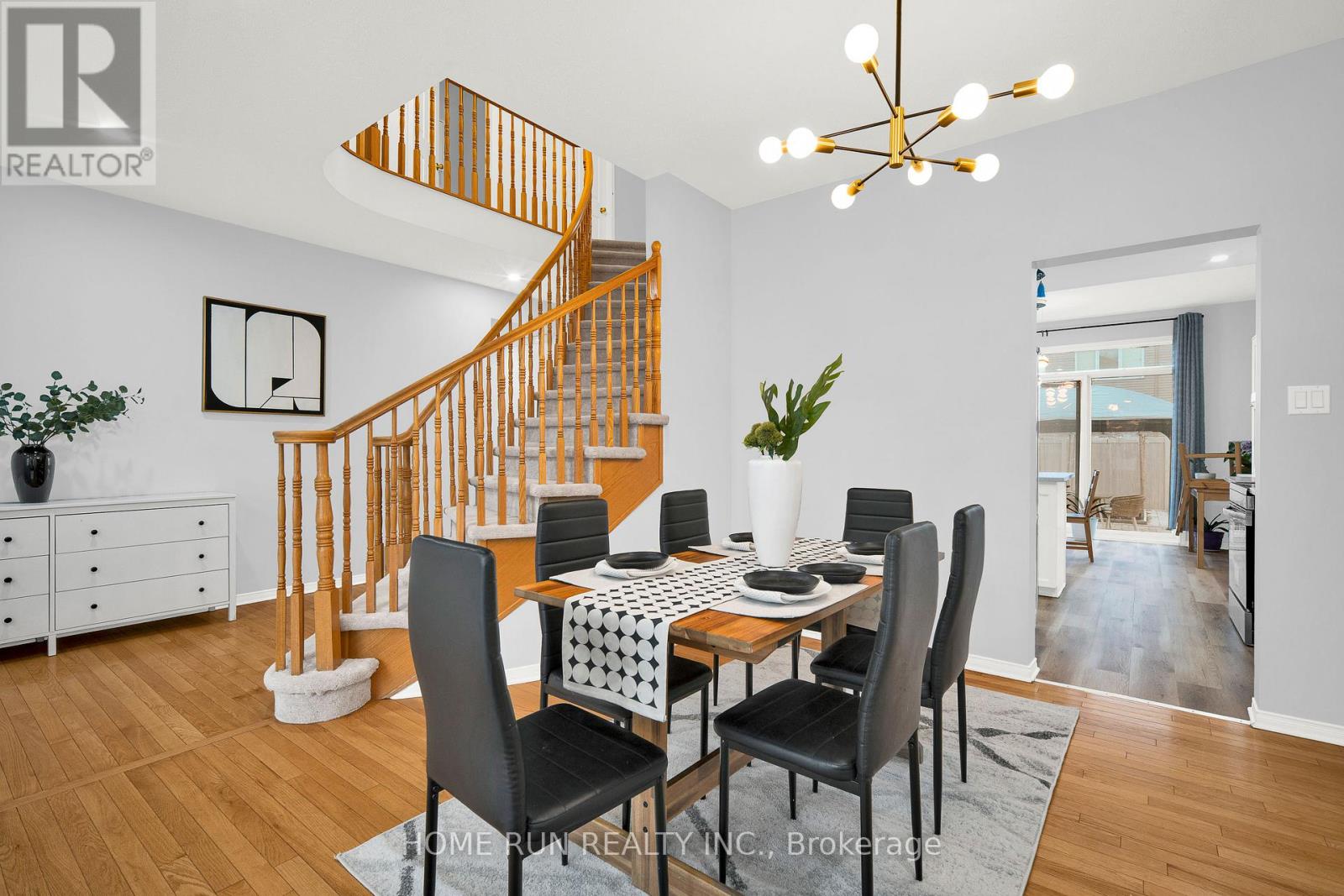 10 Pavona Street, Ottawa, Ontario  K2G 6T2 - Photo 8 - X12986146