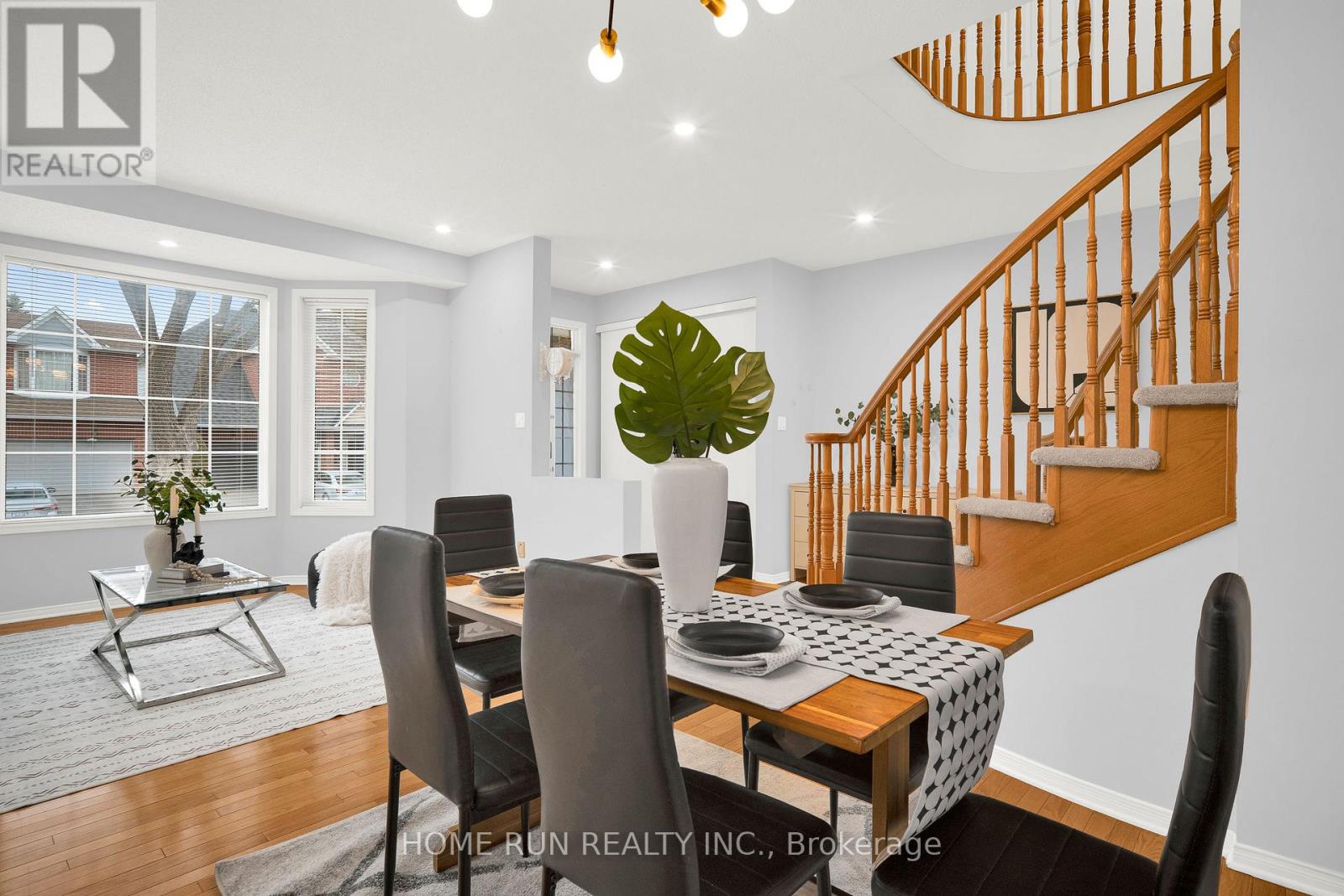 10 Pavona Street, Ottawa, Ontario  K2G 6T2 - Photo 9 - X12986146