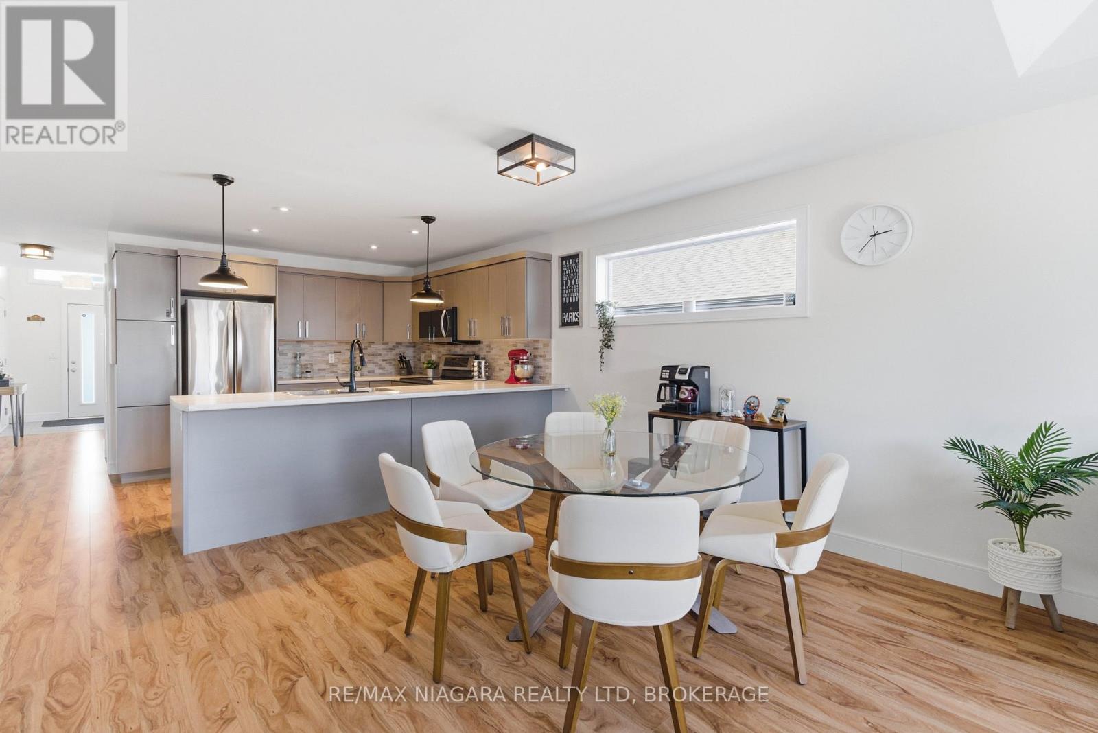 9 Granite Drive, Belleville, Ontario  K8P 4G3 - Photo 13 - X12986152