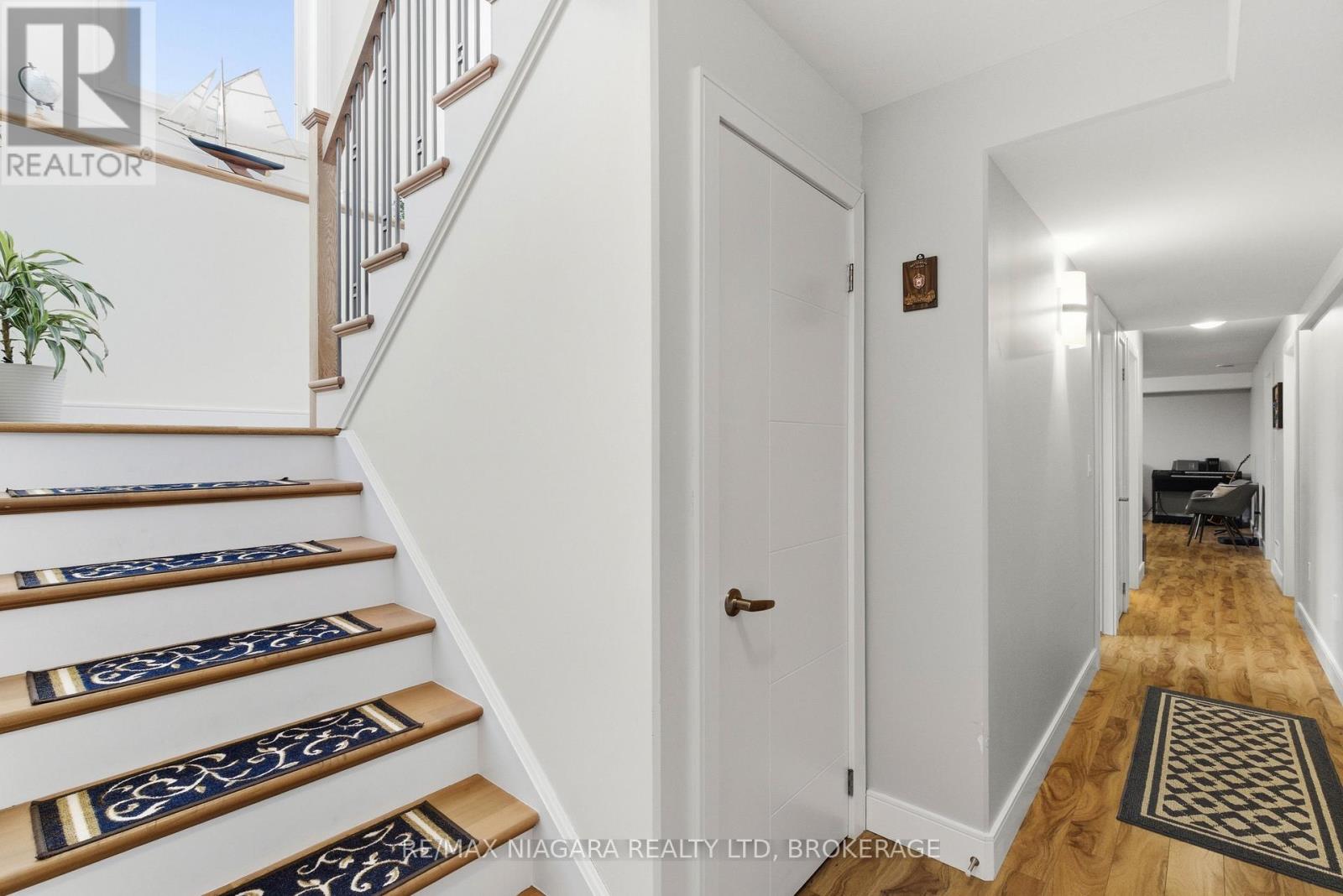 9 Granite Drive, Belleville, Ontario  K8P 4G3 - Photo 30 - X12986152