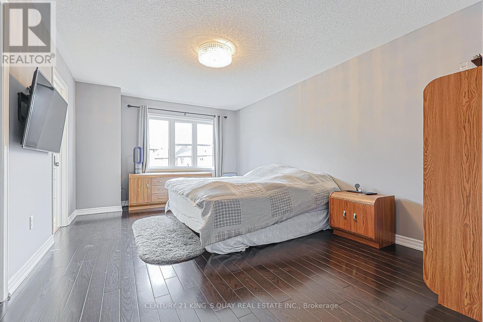 221 Delbert Circle, Whitchurch-Stouffville, Ontario  L4A 0Y7 - Photo 12 - N12986140