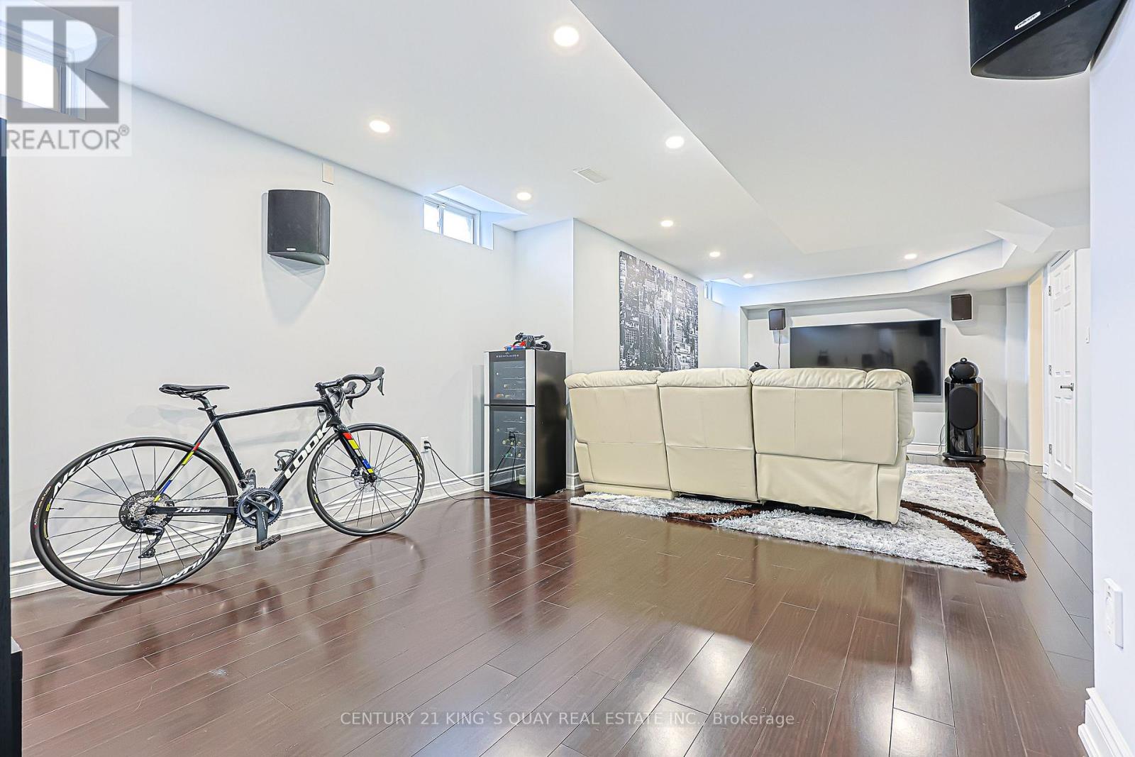 221 Delbert Circle, Whitchurch-Stouffville, Ontario  L4A 0Y7 - Photo 19 - N12986140