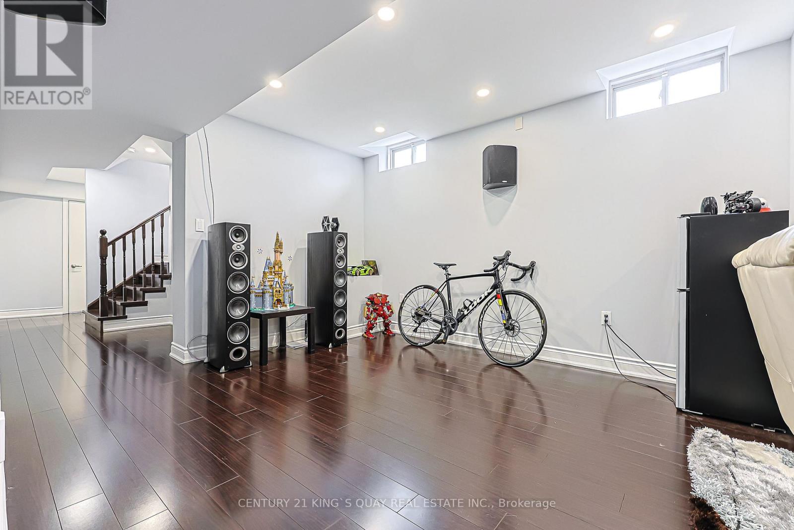 221 Delbert Circle, Whitchurch-Stouffville, Ontario  L4A 0Y7 - Photo 20 - N12986140