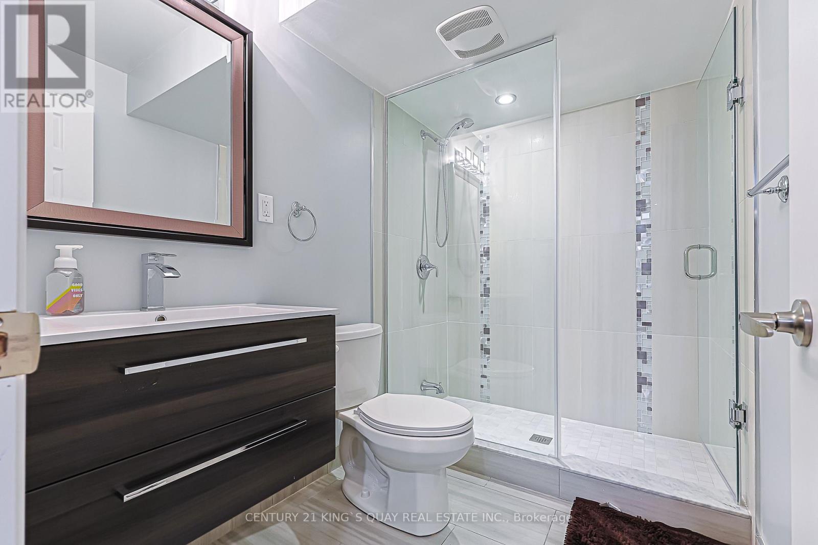 221 Delbert Circle, Whitchurch-Stouffville, Ontario  L4A 0Y7 - Photo 22 - N12986140