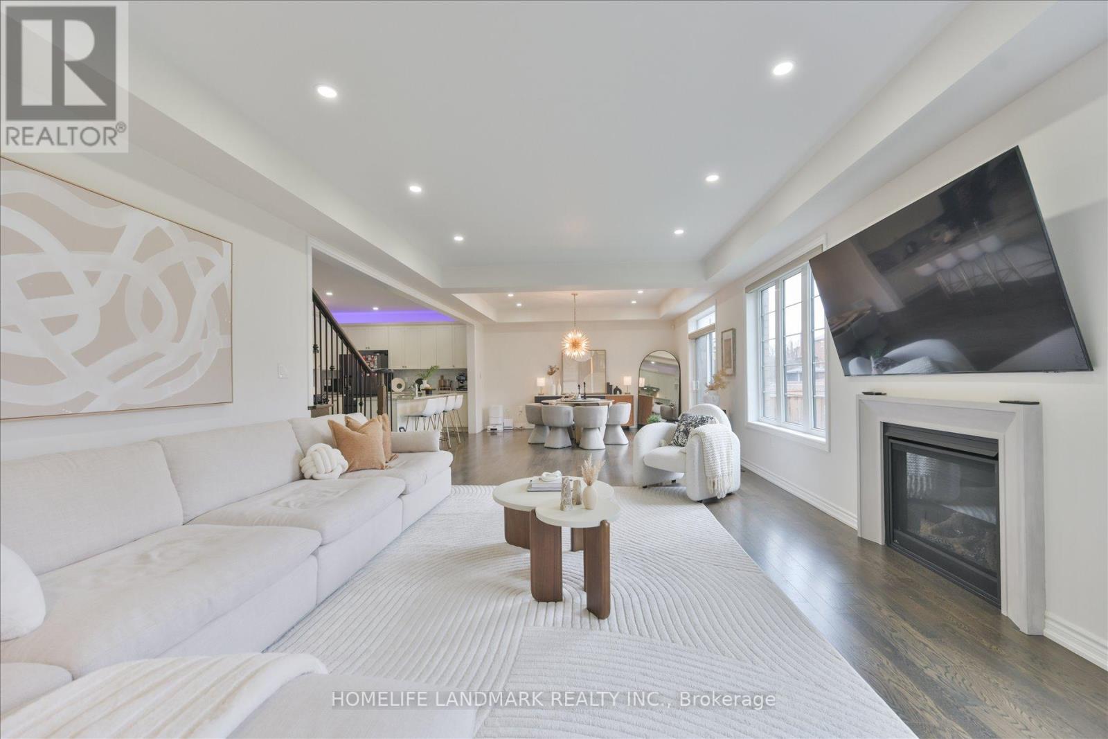 79 Bethpage Crescent, Newmarket, Ontario  L3X 0M4 - Photo 16 - N12986148