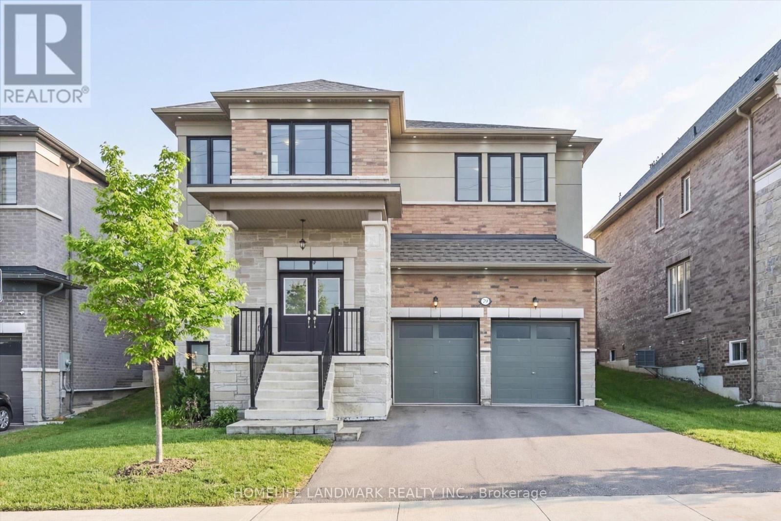 79 Bethpage Crescent, Newmarket, Ontario  L3X 0M4 - Photo 2 - N12986148