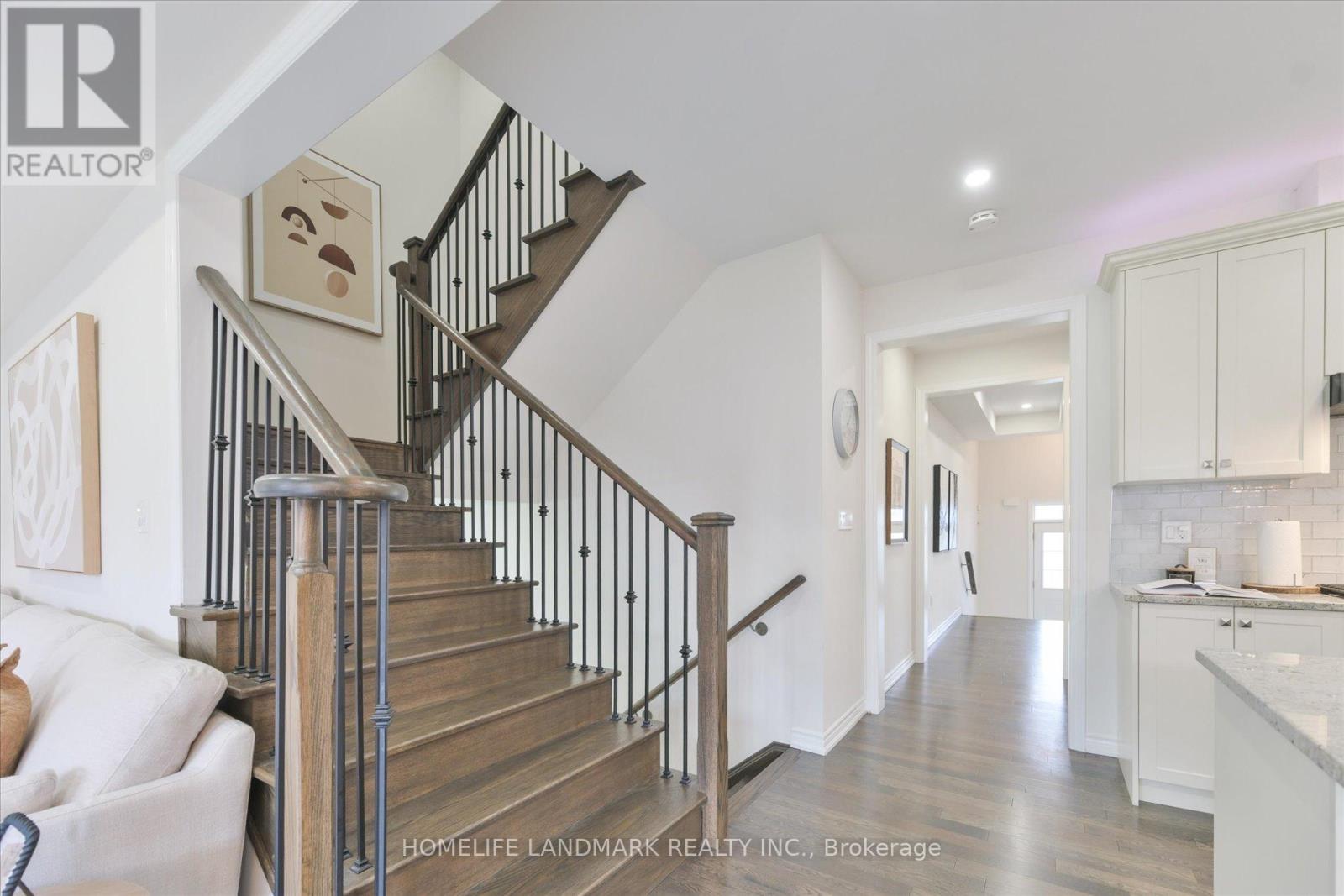 79 Bethpage Crescent, Newmarket, Ontario  L3X 0M4 - Photo 21 - N12986148