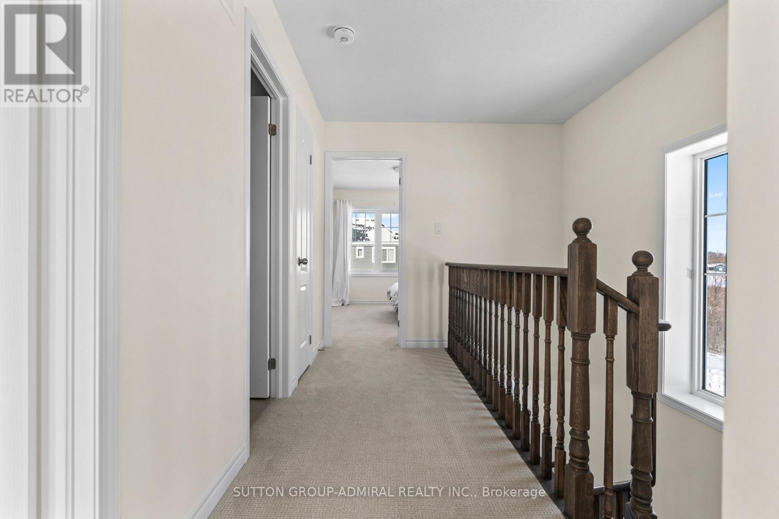 83 Shelburne Avenue, Wasaga Beach, Ontario  L9Z 0L2 - Photo 37 - S12986156