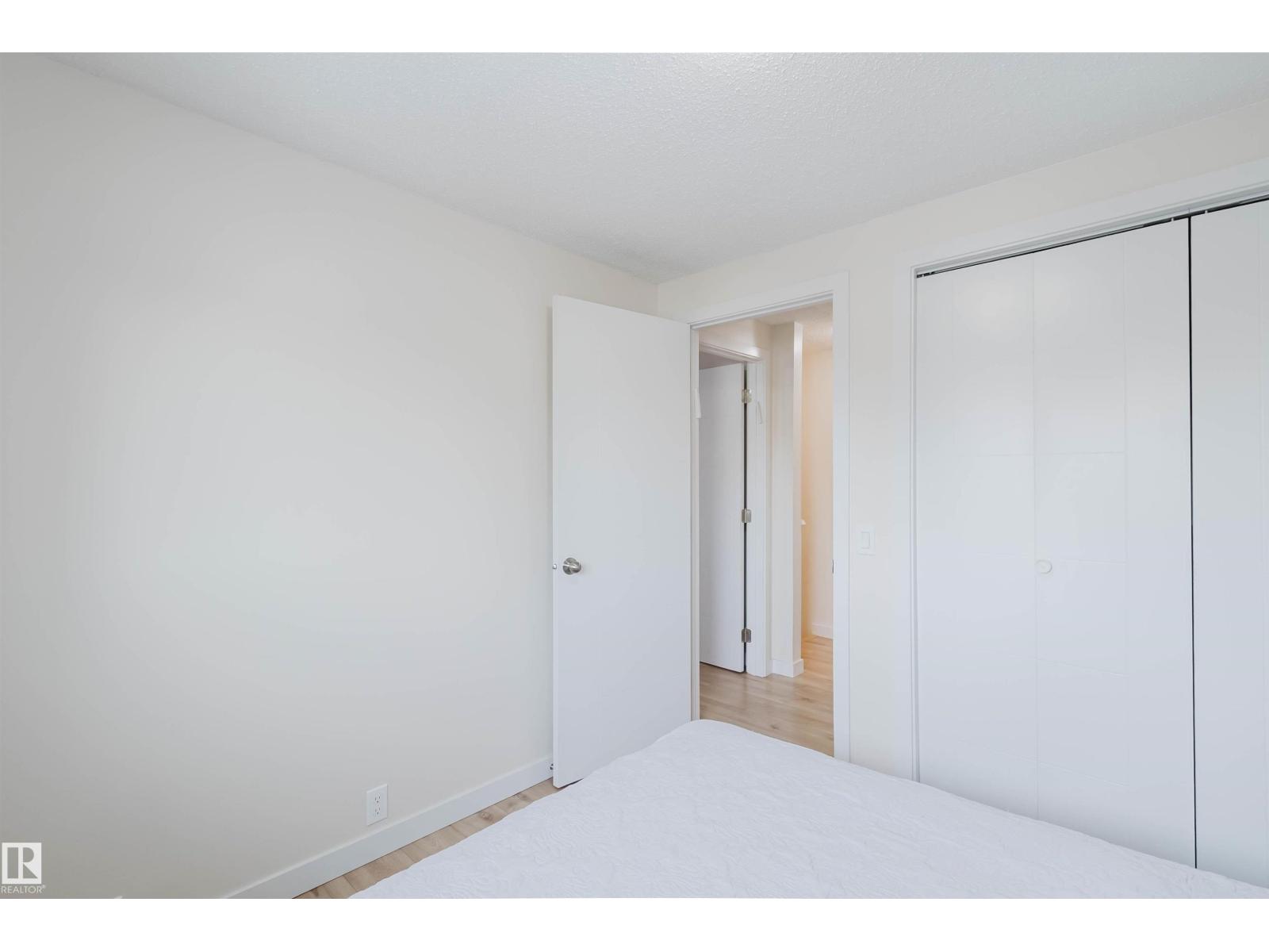 18088 93 Av Nw Nw, Edmonton, Alberta  T5T 1Y1 - Photo 14 - E4481461