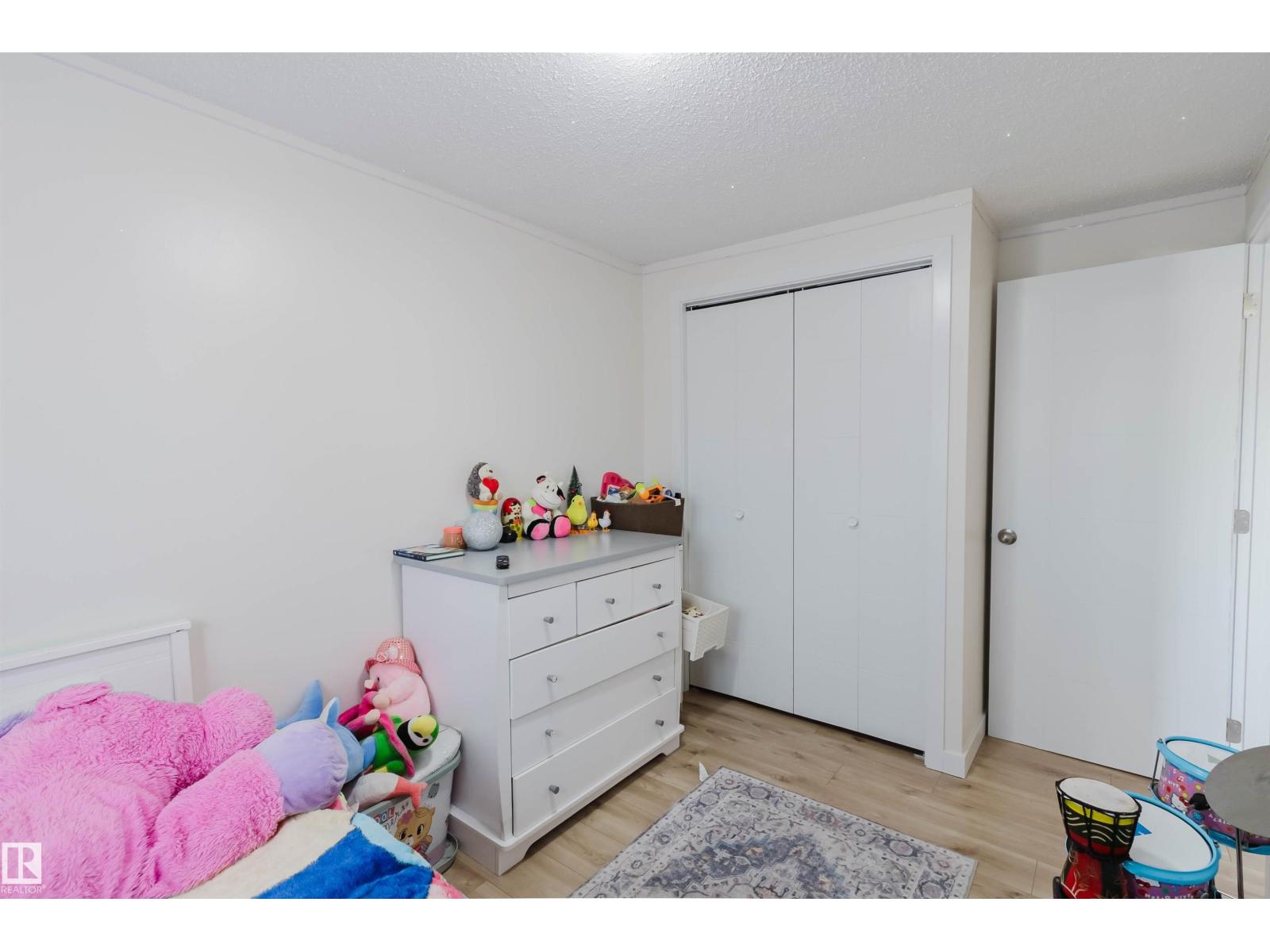 18088 93 Av Nw Nw, Edmonton, Alberta  T5T 1Y1 - Photo 16 - E4481461