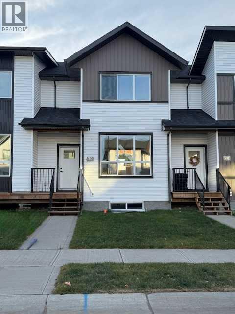 30 Inglis Crescent, Sylvan Lake, Alberta  T4S 0V3 - Photo 2 - A2223163