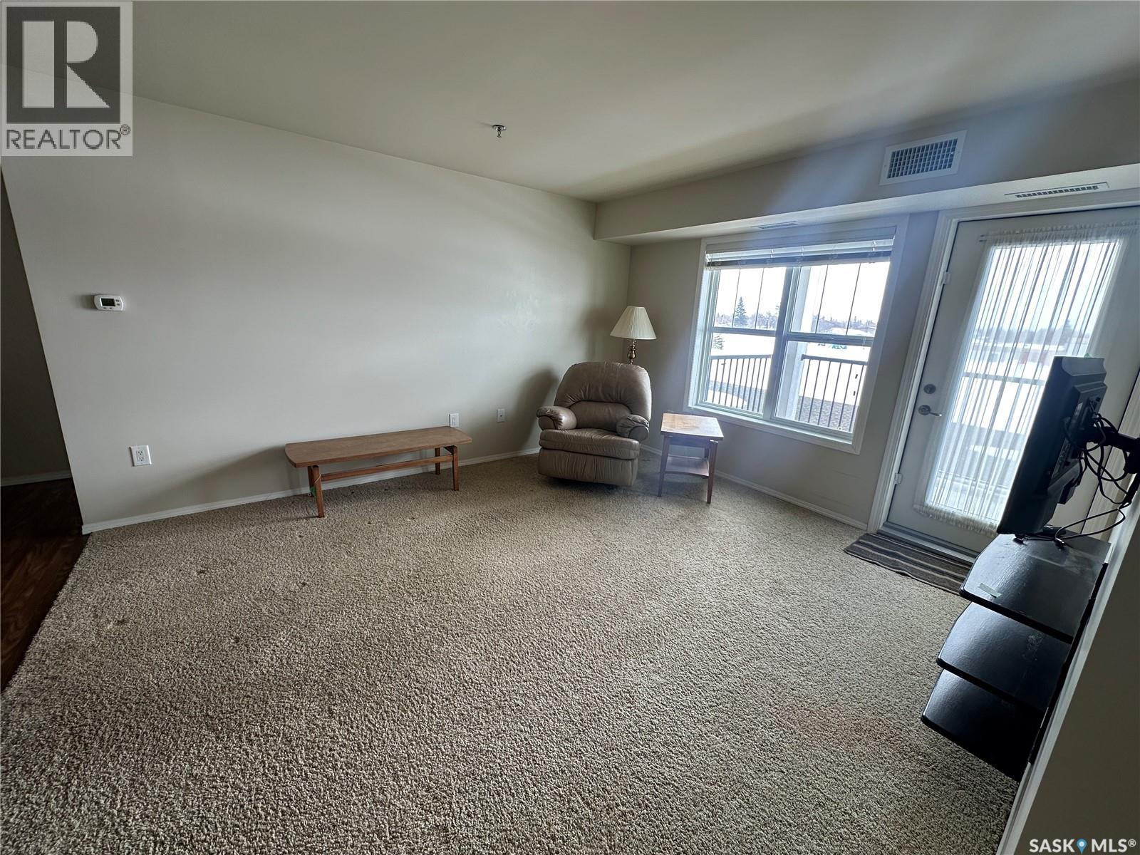 300 601 110th Avenue, Tisdale, Saskatchewan  S0E 1T0 - Photo 5 - SK032414