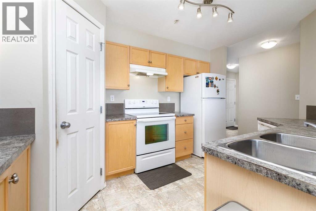 214, 3 Broadway Rise, Sylvan Lake, Alberta  T4S 0G9 - Photo 6 - A2293630