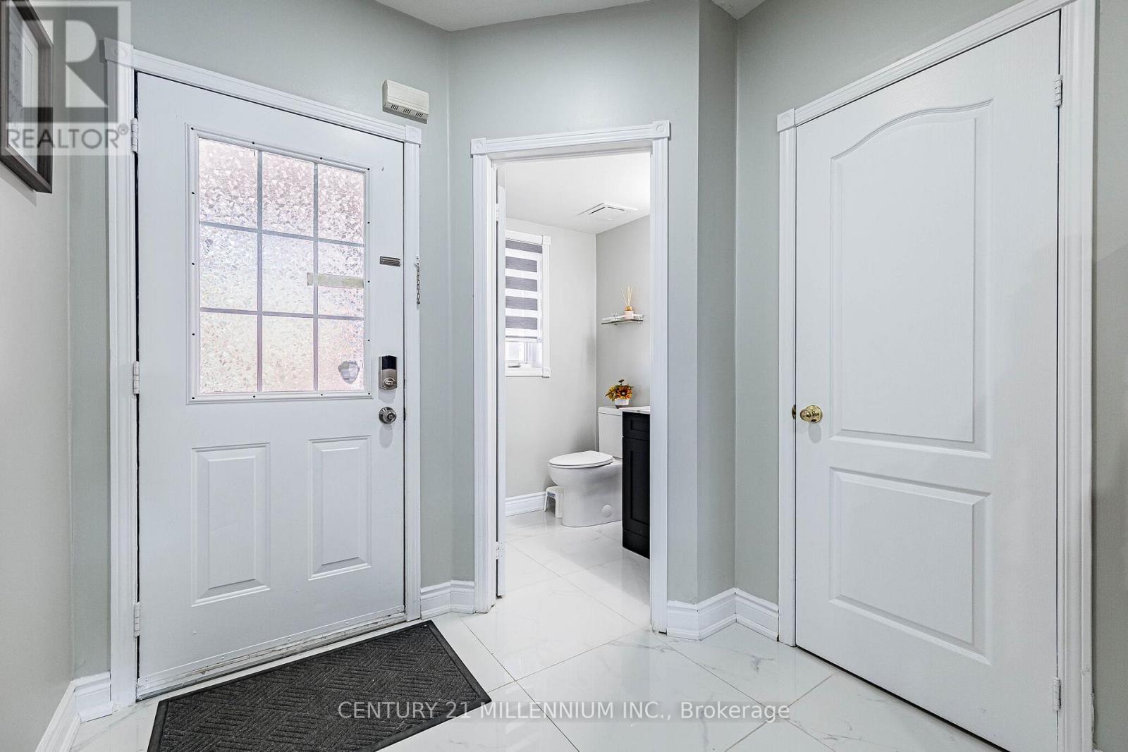 100 Monaco Court, Brampton, Ontario  L7A 1X2 - Photo 27 - W12985346