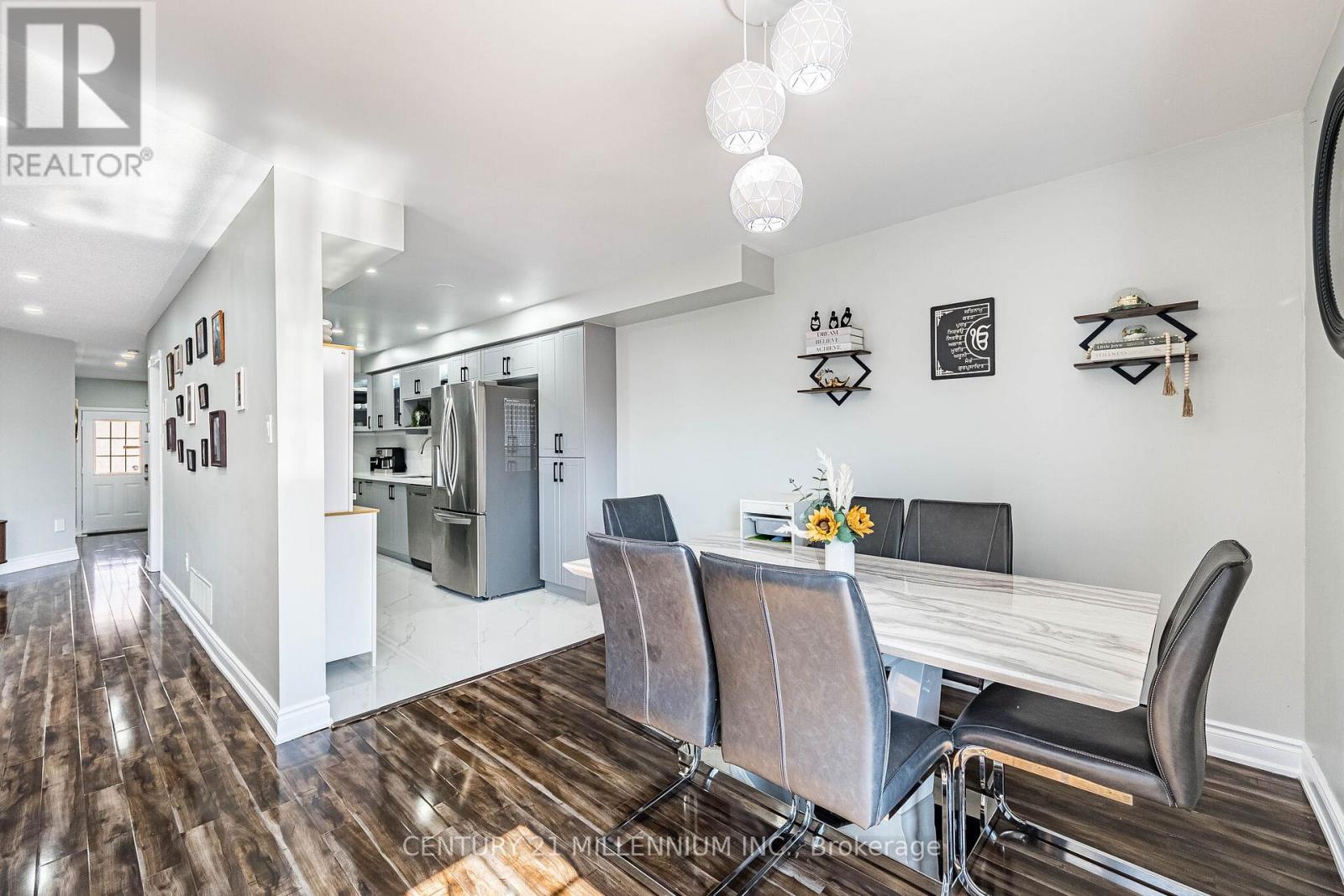 100 Monaco Court, Brampton, Ontario  L7A 1X2 - Photo 35 - W12985346