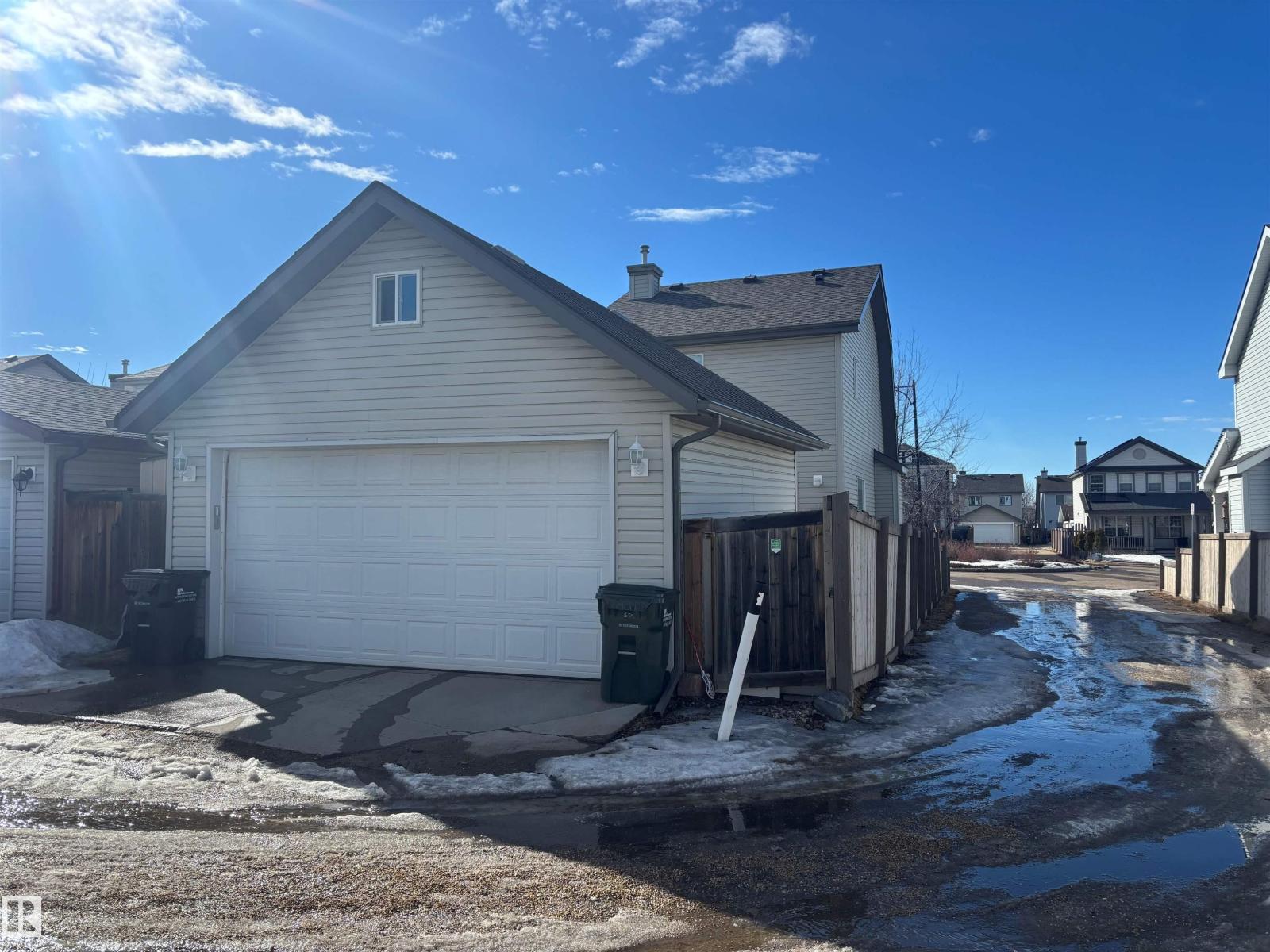 67 Summerfield Pt, Sherwood Park, Alberta  T8H 2P6 - Photo 5 - E4478126