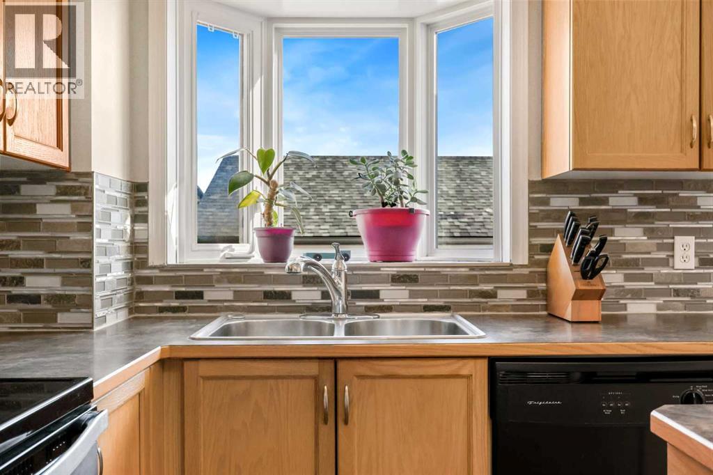 40 Eversyde Circle Sw, Calgary, Alberta  T2Y 4T3 - Photo 13 - A2299615