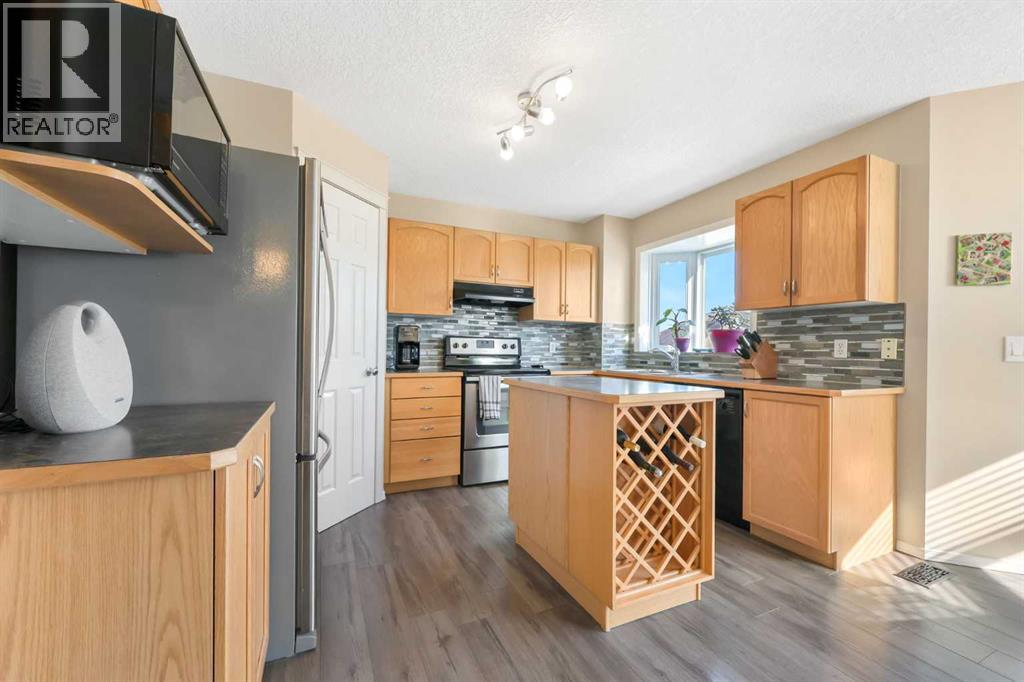 40 Eversyde Circle Sw, Calgary, Alberta  T2Y 4T3 - Photo 11 - A2299615