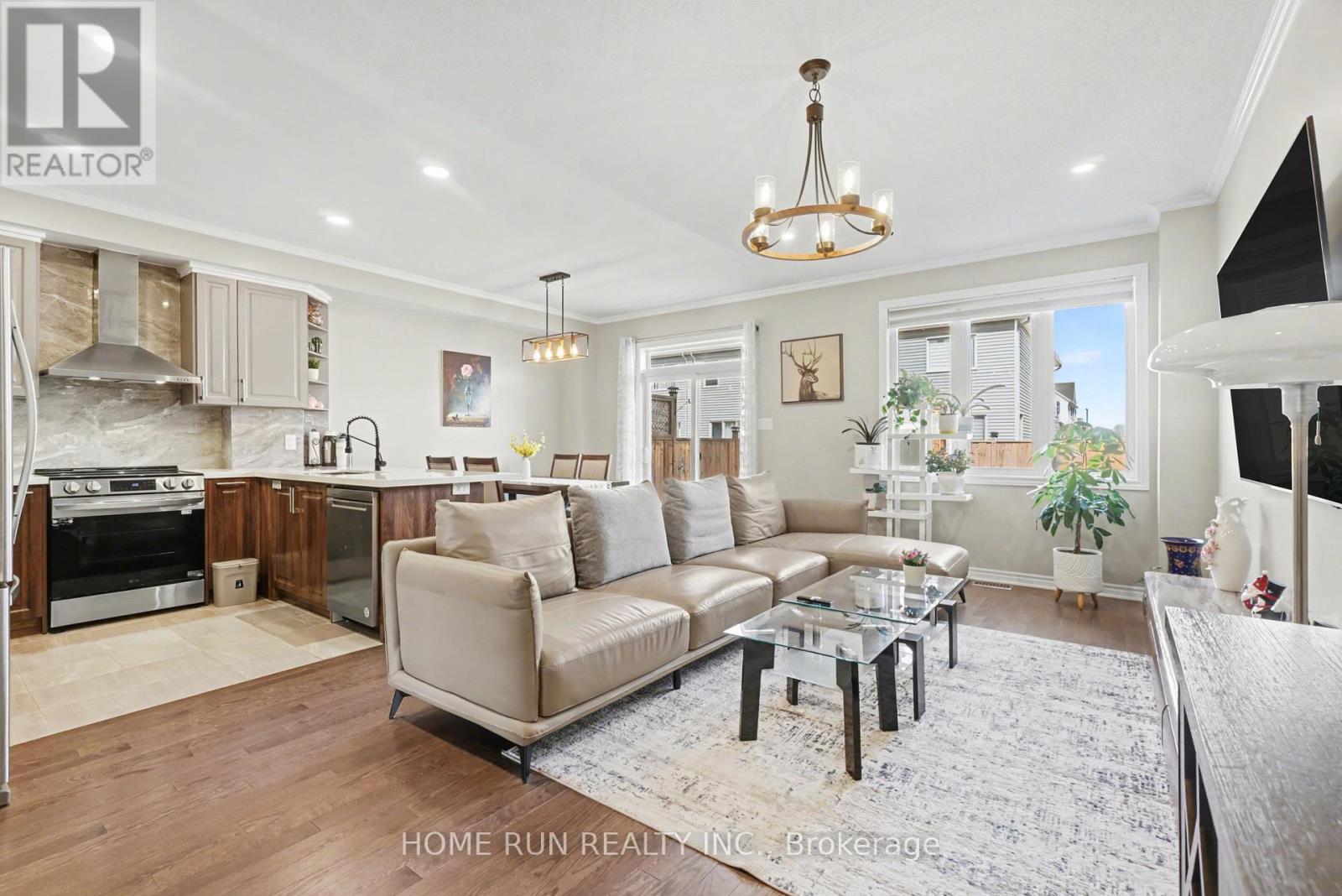 111 Mesa Drive, Ottawa, Ontario  K2J 6W1 - Photo 10 - X12986160