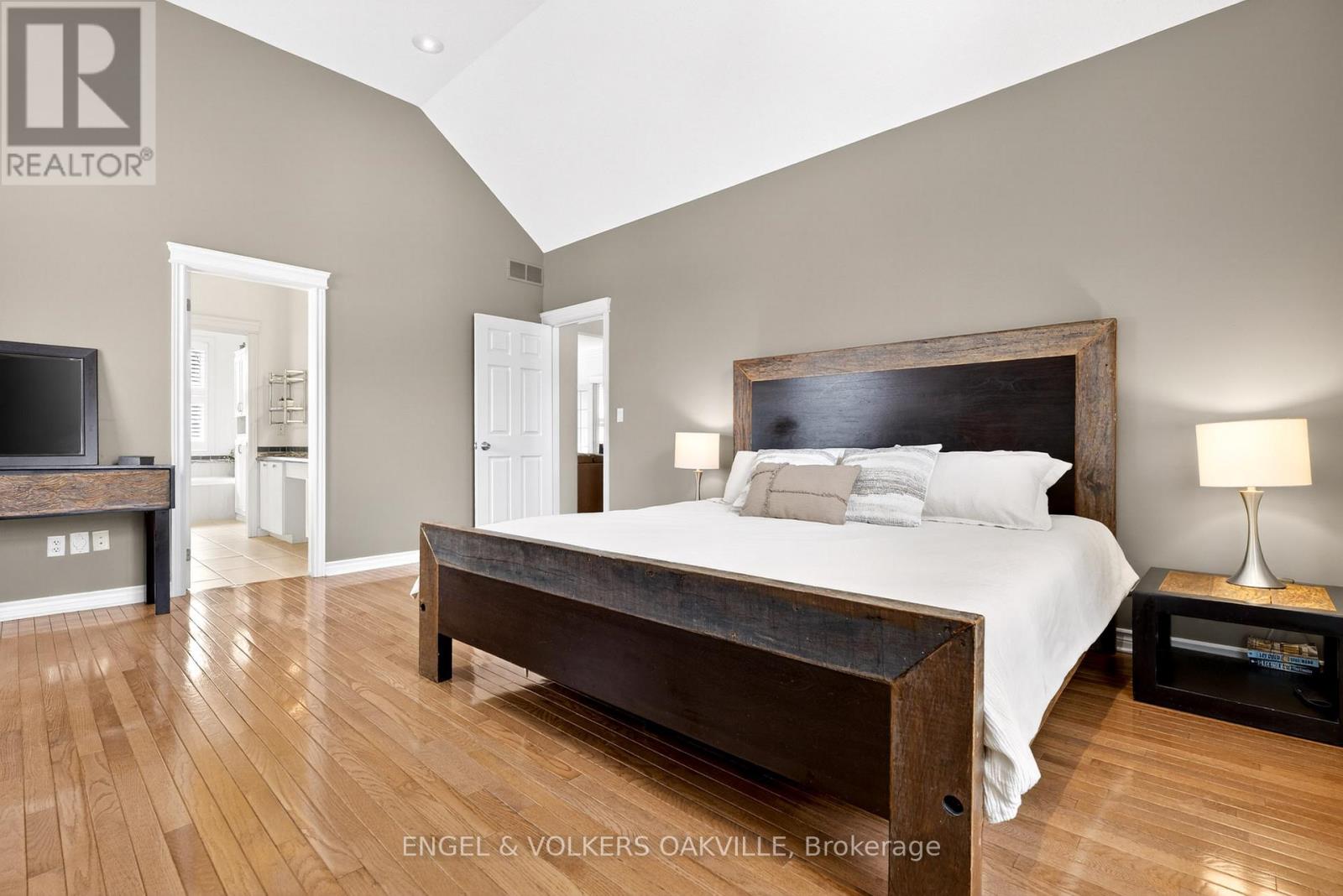 50 James Street, Niagara-On-The-Lake, Ontario  L0S 1J0 - Photo 15 - X12986162