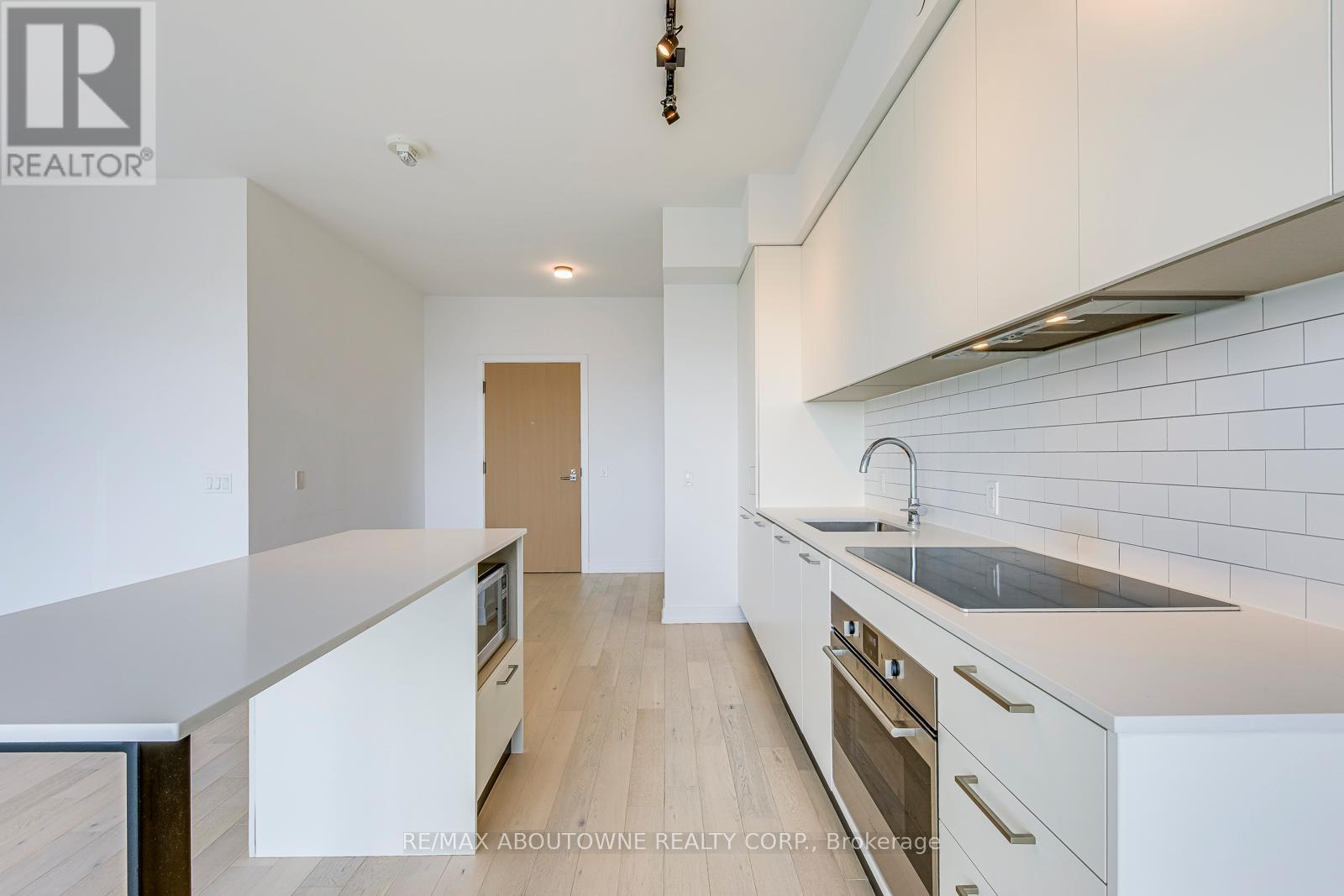 803 - 200 Sudbury Street, Toronto, Ontario  M6H 0H1 - Photo 11 - C12962354