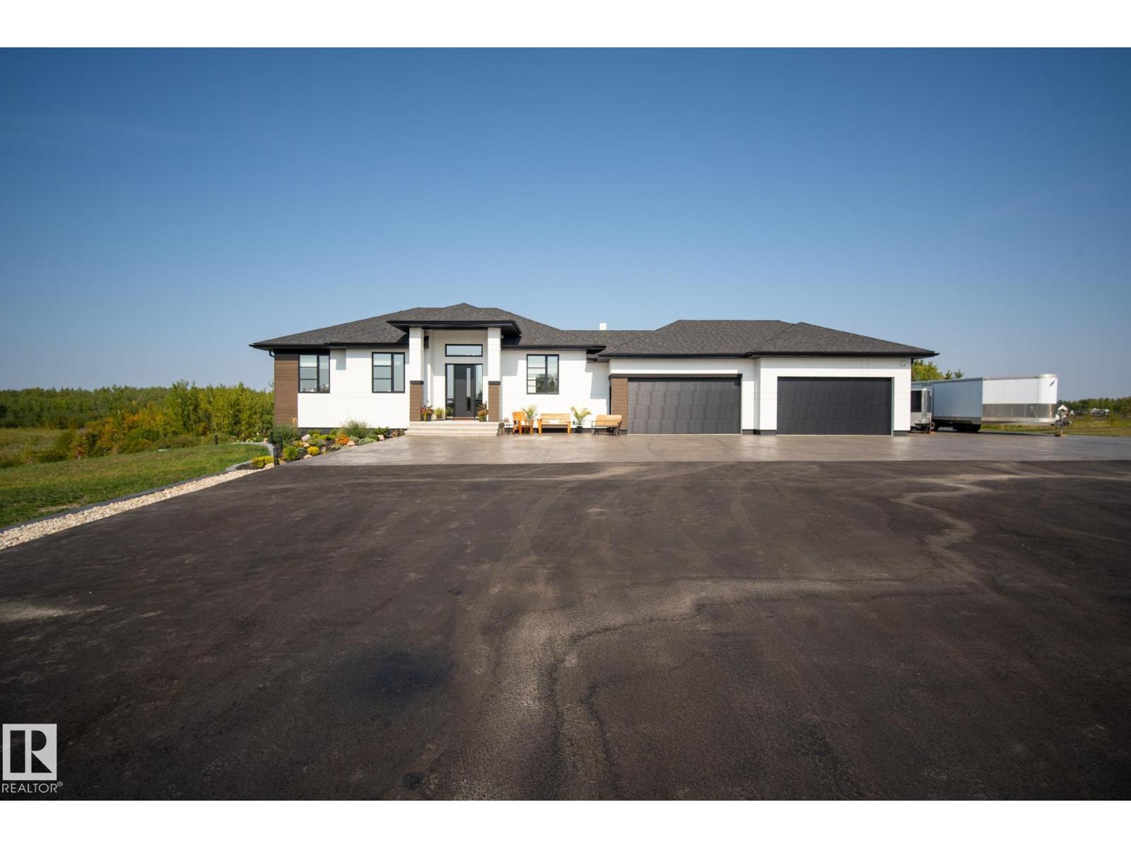 Rural Strathcona County House for sale: 4 bedroom 1,660 sq.ft. (Listed 2026-02-25)