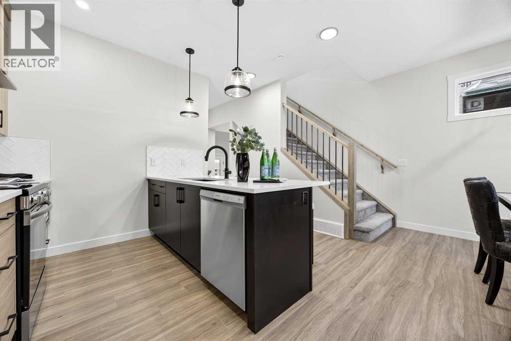 306 Alpine Boulevard, Calgary, Alberta  T2Y 0Y4 - Photo 17 - A2270684