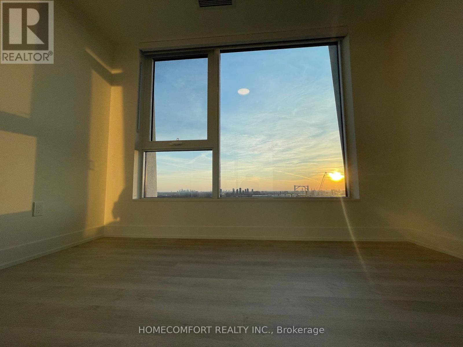 2512 - 60 Central Park Road Way, Toronto, Ontario  M9A 0E6 - Photo 29 - W12980770